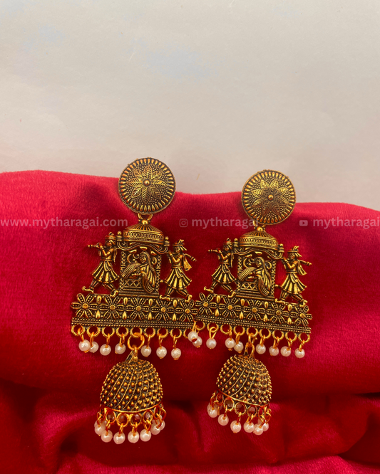 ✨ Palanquin Earrings | Traditional Pallakku Style Temple Jewelry – Tharagai